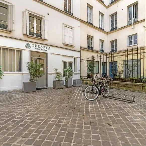 Espace indépendant 138 m² 24 postes Location bureau Rue du Faubourg Poissonnière Paris 75010 - photo 7