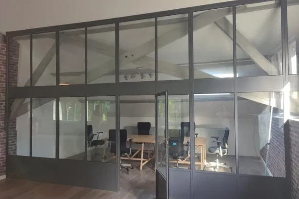 Bureau privé - 78490 - 15 postes - 2000€