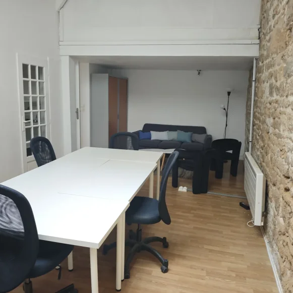 Bureau privé 33 m² 10 postes Coworking Rue Saint-Antoine Paris 75004 - photo 10