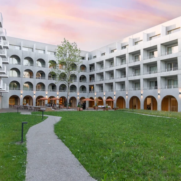 Bureau privé 16 m² 4 postes Coworking Rue Denis Papin Villeneuve-d'Ascq 59650 - photo 1