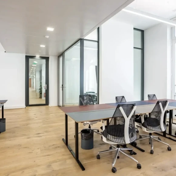 Bureau privé 19 m² 7 postes Location bureau Avenue de la République Paris 75011 - photo 5