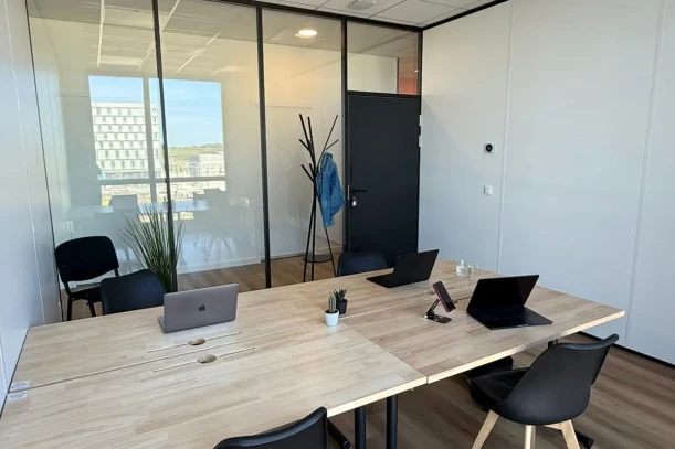 Bureau privé - 34000 - 2 postes - 550€