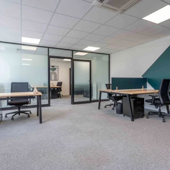 Bureau privé 54 m² 8 postes Coworking Rue de l'Industrie Mundolsheim 67450 - photo 1