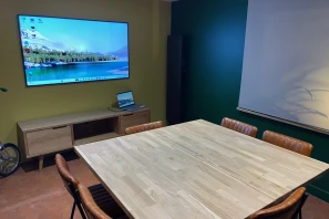 Open Space - 27340 - 12 postes - 170€