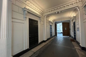 Bureau privé - 75009 - 5 postes - 3250€