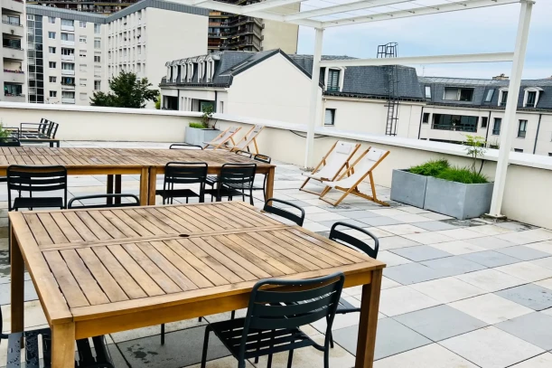 Espace indépendant - 92100 - 35 postes - 9990€