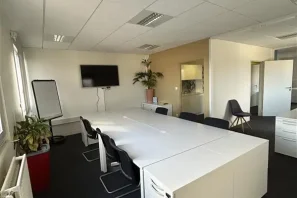 Bureau privé - 60000 - 4 postes - 1036€