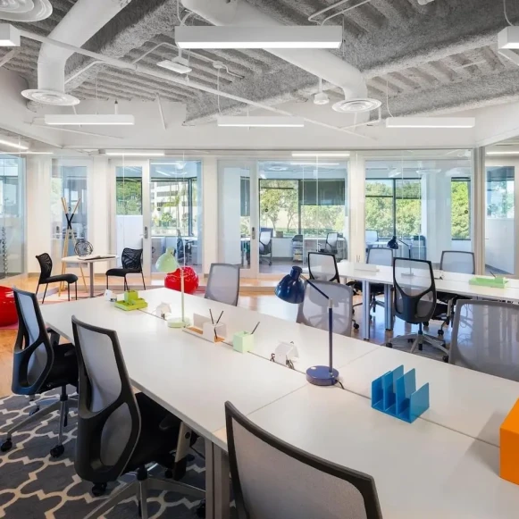 Bureau privé 6 m² 1 poste Location bureau Rue Augustine Variot Malakoff 92240 - photo 1