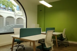 Open Space - 92500 - 4 postes - 330€