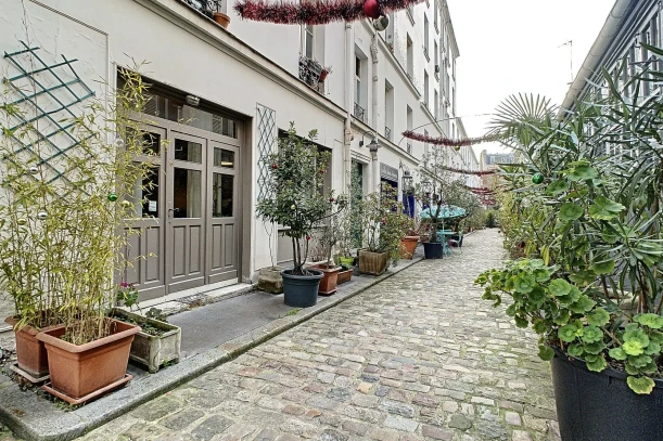 Open Space - 75017 - 3 postes - 1200€