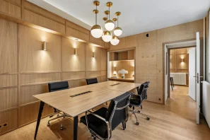 Bureau privé - 75019 - 5 postes - 2160€