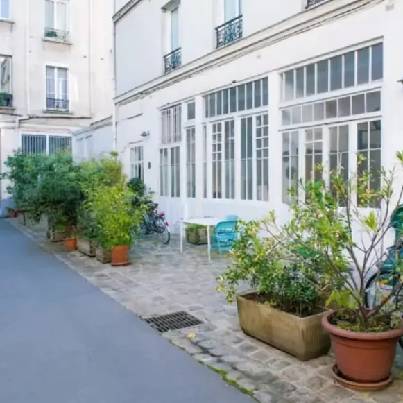 Bureau privé 70 m² 14 postes Location bureau Rue Oberkampf Paris 75011 - photo 1