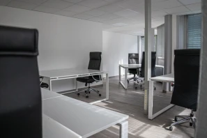 Bureau privé - 69100 - 8 postes - 2200€