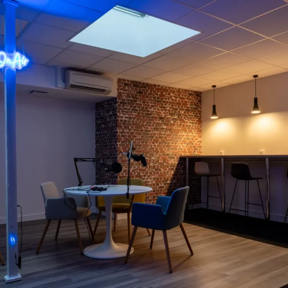 Bureau privé 55 m² 6 postes Coworking Place Rihour Lille 59000 - photo 5