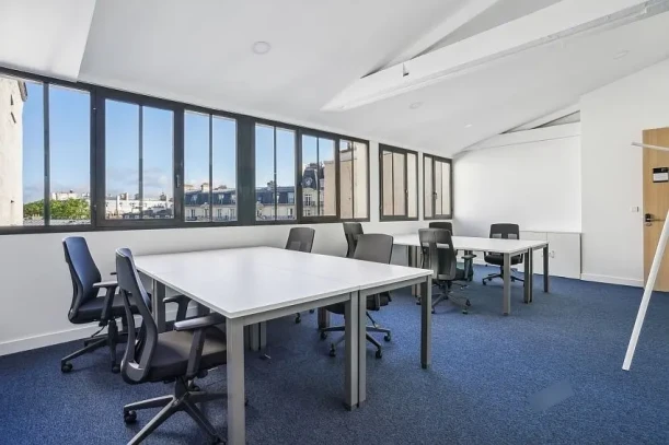 Bureau privé - 75017 - 8 postes - 5960€