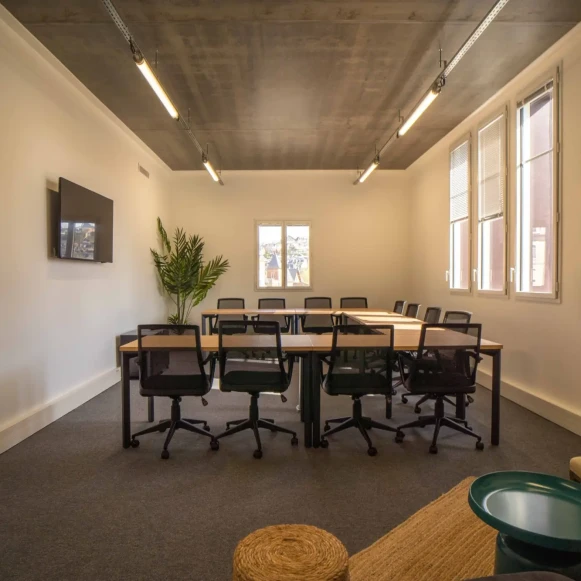 Bureau privé 28 m² 5 postes Coworking Rue Bernard Giraudeau Montpellier 34080 - photo 6