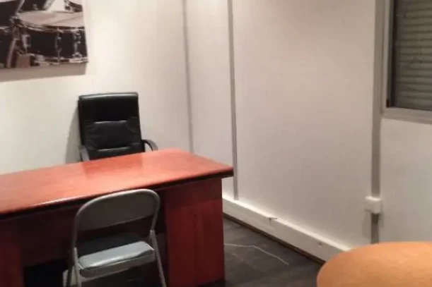 Bureau privé - 95300 - 3 postes - 600€