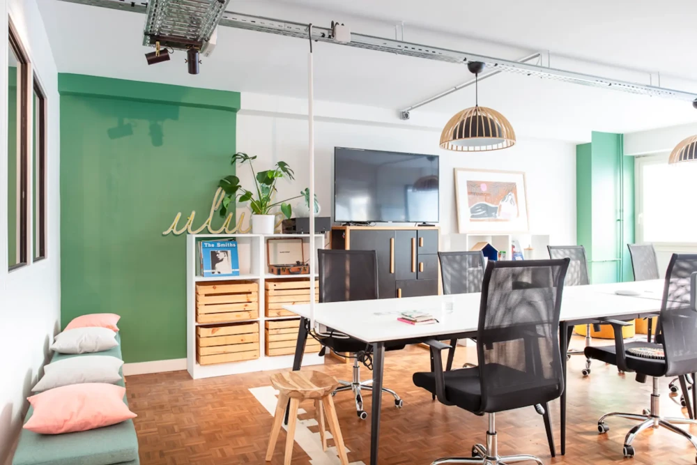 Espace indépendant - 75009 - 45 postes - 17500€