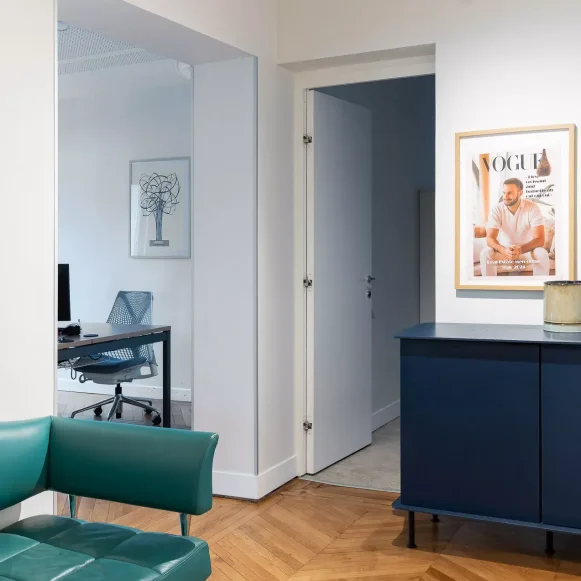 Espace indépendant 175 m² 26 postes Location bureau Rue d'Argenteuil Paris 75001 - photo 1