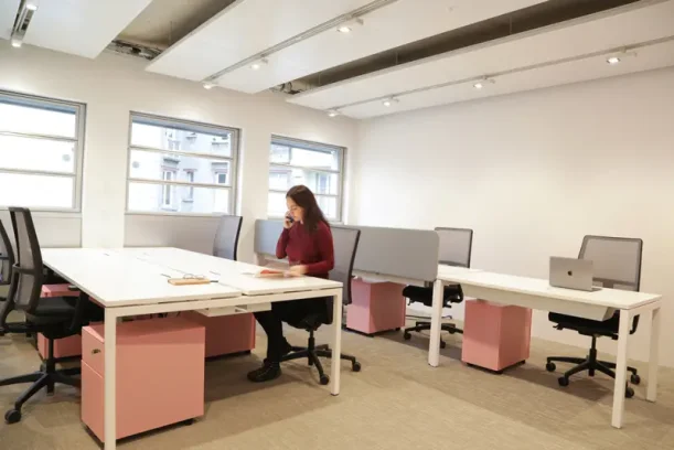 Bureau privé - 75011 - 7 postes - 5950€