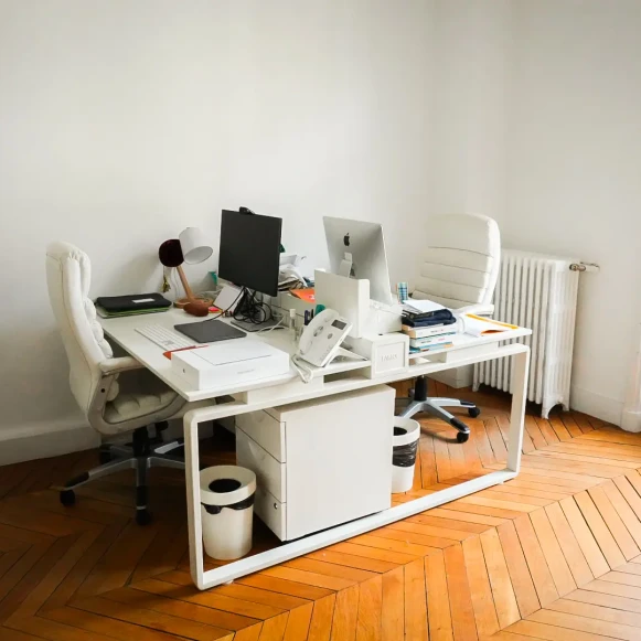 Bureau privé 46 m² 10 postes Location bureau Rue du Général Foy Paris 75008 - photo 3