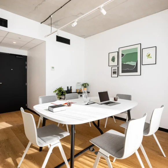 Bureau privé 17 m² 5 postes Location bureau Boulevard Voltaire Paris 75011 - photo 6