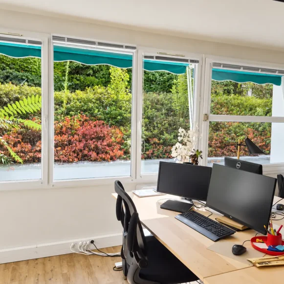 Bureau privé 30 m² 4 postes Location bureau Rue Pierre Nicole Paris 75005 - photo 4