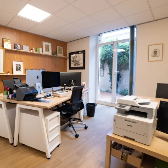 Bureau privé 20 m² 4 postes Location bureau Rue de Constantine Le Mans 72000 - photo 3