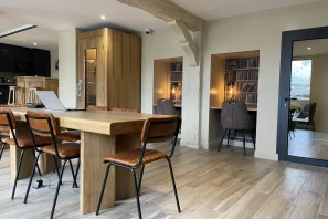 Open Space - 27340 - 12 postes - 170€