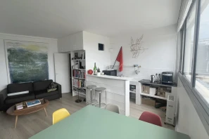 Open Space - 75012 - 2 postes - 275€