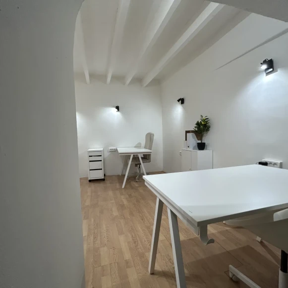 Bureau privé 30 m² 4 postes Coworking Rue du Gué Rueil-Malmaison 92500 - photo 6