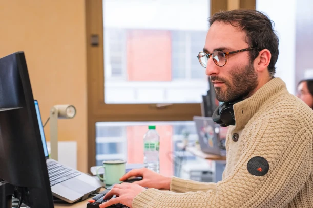 Bureau privé - 45400 - 2 postes - 351.5€