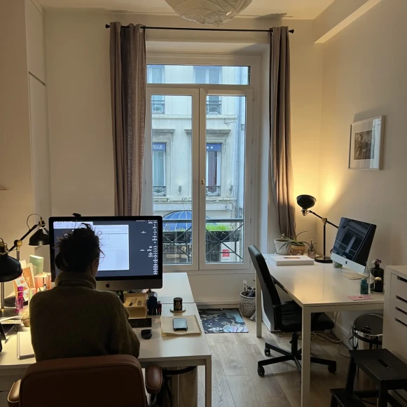 Open Space  1 poste Location bureau Rue d'Amsterdam Paris 75008 - photo 4