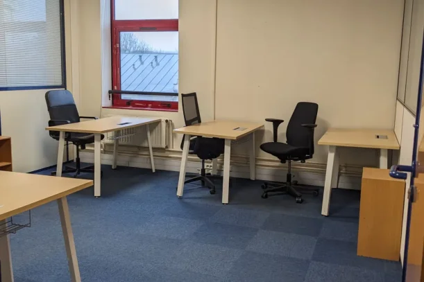 Bureau privé - 93200 - 13 postes - 1533€