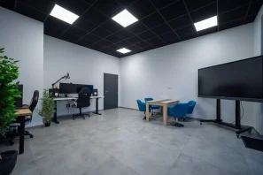 Open Space - 88200 - 6 postes - 169€