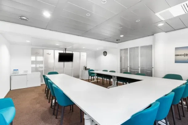 Bureau privé - 69003 - 8 postes - 4160€