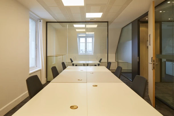 Bureau privé - 75009 - 10 postes - 8000€