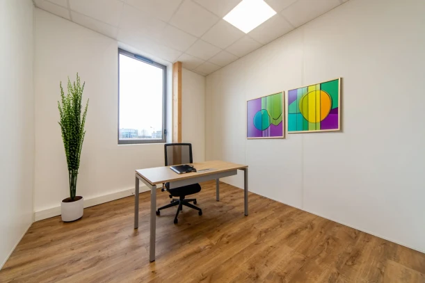 Bureau privé - 93290 - 3 postes - 1000€