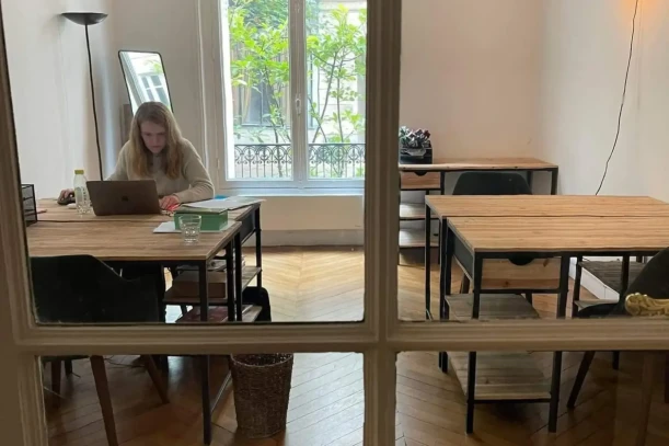 Bureau privé - 75017 - 5 postes - 1400€