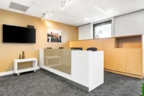 Bureau privé - 92500 - 6 postes - 3744€