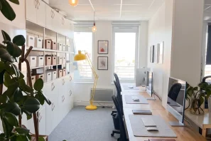 Open Space - 93500 - 4 postes - 250€