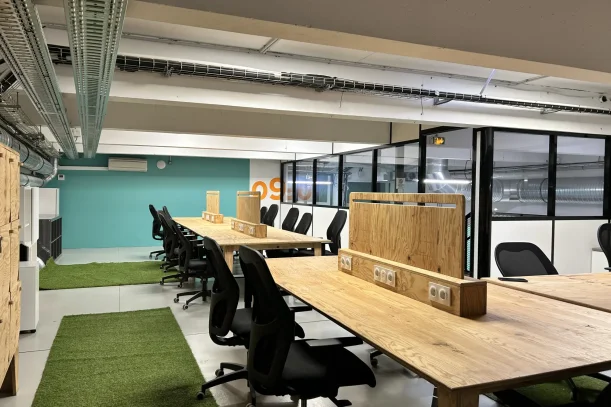 Bureau privé - 31000 - 14 postes - 300€
