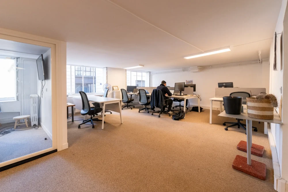 Bureau privé - 75002 - 14 postes - 5000€