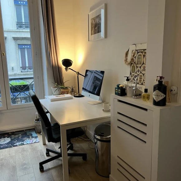 Open Space  1 poste Location bureau Rue d'Amsterdam Paris 75008 - photo 2