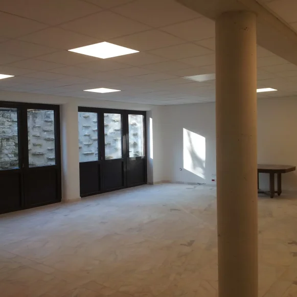 Bureau privé 75 m² 15 postes Location bureau Boulevard de Vincennes Fontenay-sous-Bois 94120 - photo 2