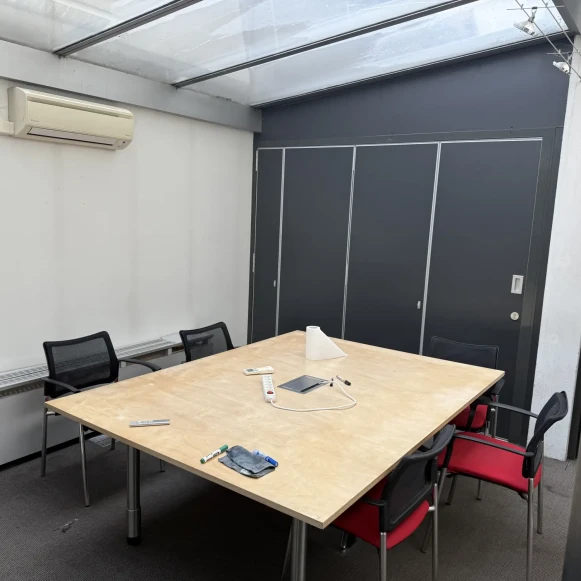 Bureau privé 239 m² 20 postes Location bureau Rue Guy Môquet Malakoff 92240 - photo 9