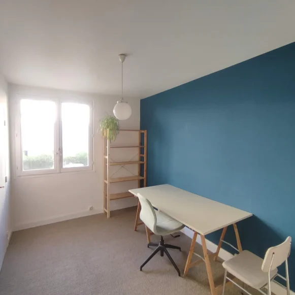 Bureau privé 10 m² 1 poste Coworking Rue Guillaume Grootaers Nantes 44300 - photo 1