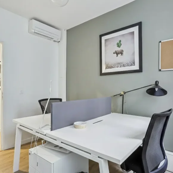 Espace indépendant 10 m² 3 postes Coworking Rue Yvon Villarceau Paris 75016 - photo 7