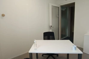 Bureau privé - 33800 - 1 poste - 645€