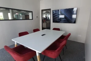 Open Space - 69100 - 7 postes - 250€